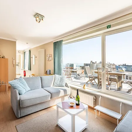 Penthouse By The Sea With Stunning Views, Cleaning Included Koksijde
