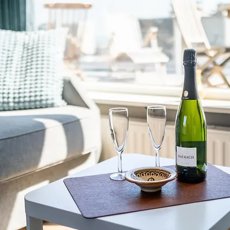 Penthouse By The Sea With Stunning Views, Cleaning Included